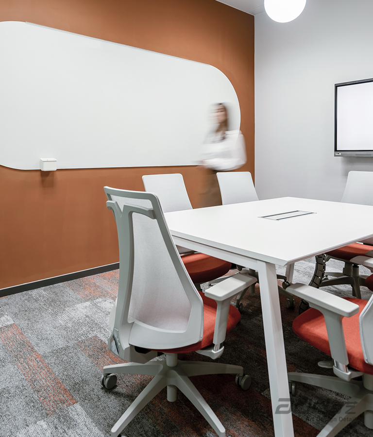 明源雲上海辦(bàn)公(gōng)室設(shè)計(ji)裝(zhuang)修 辦(bàn)公(gōng)區(qu)帶走(zou)廊-pc