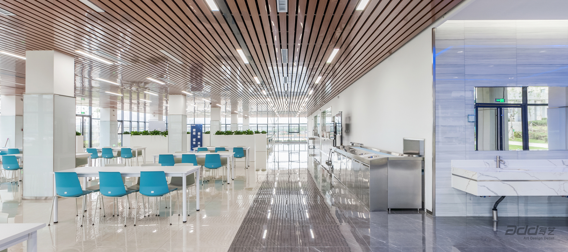 正海生(sheng)物(wù)辦(bàn)公(gōng)樓裝(zhuang)修-餐廳-pc