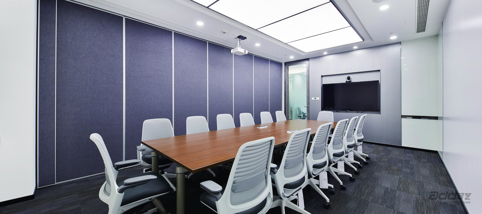 雅保化工(gong)辦(bàn)公(gōng)室裝(zhuang)修-會議室-pc