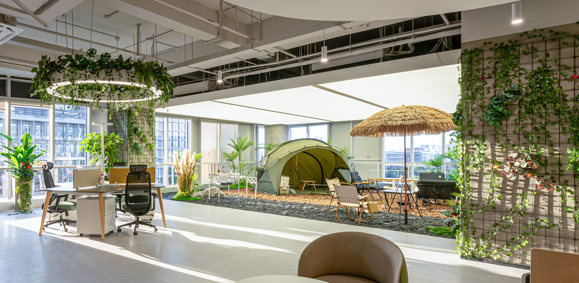 辦(bàn)公(gōng)室裝(zhuang)修公(gōng)司ADD寫藝banner4-pc